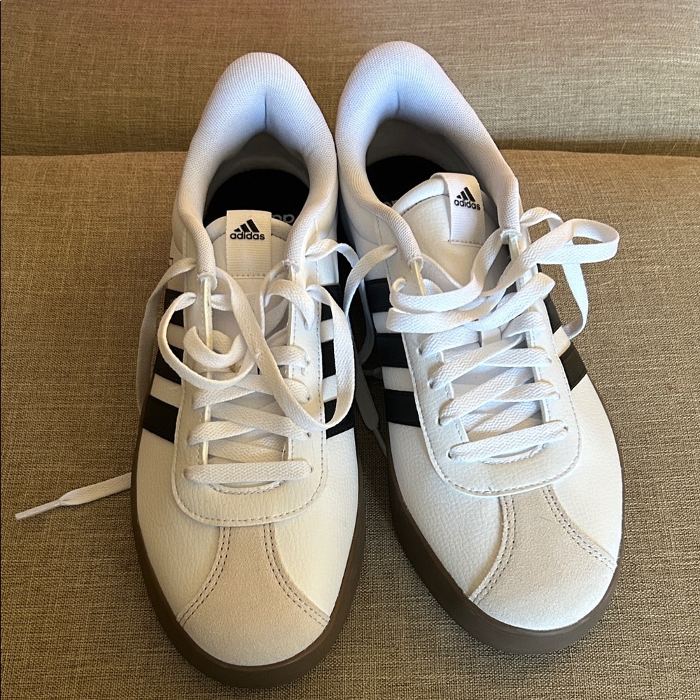 Adidas Grand Court Sneakers